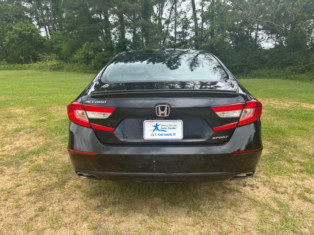 2018 Honda Accord - $17,900