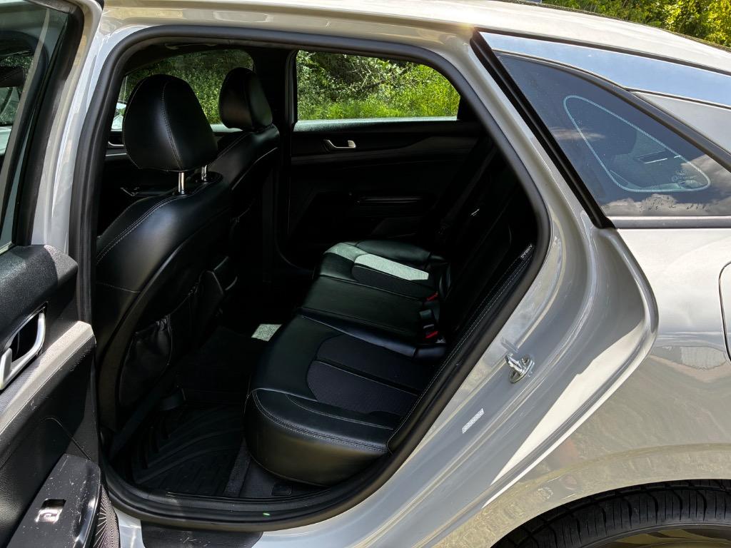 2022 Kia K5 - $20,700
