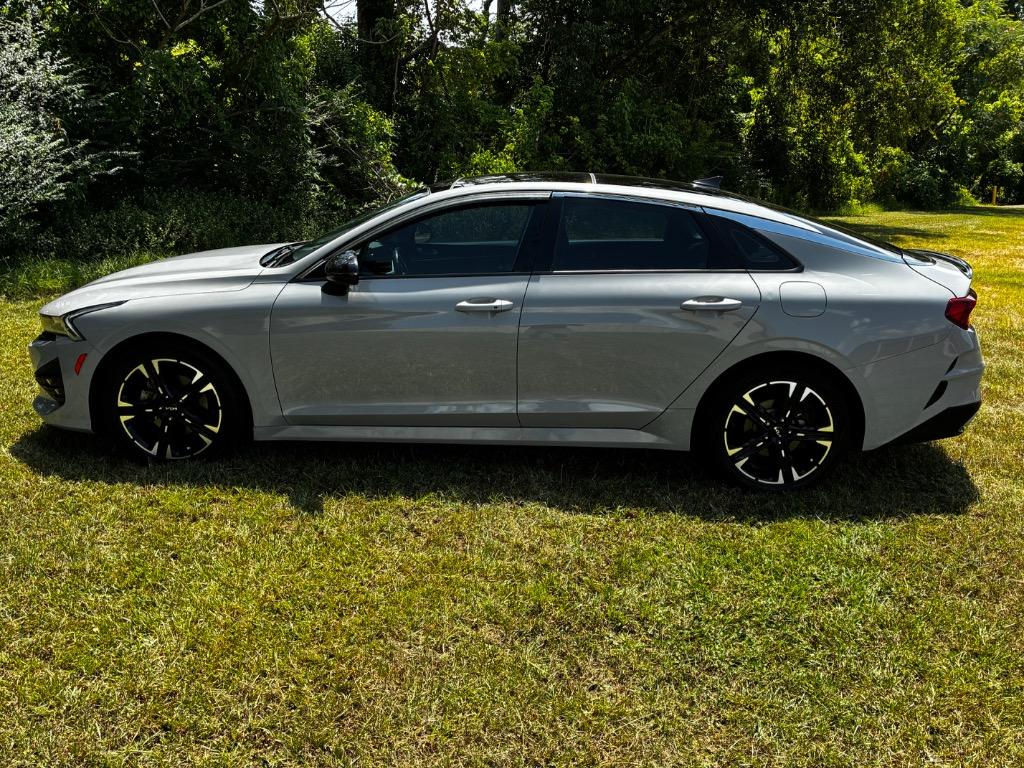 2022 Kia K5 - $20,700