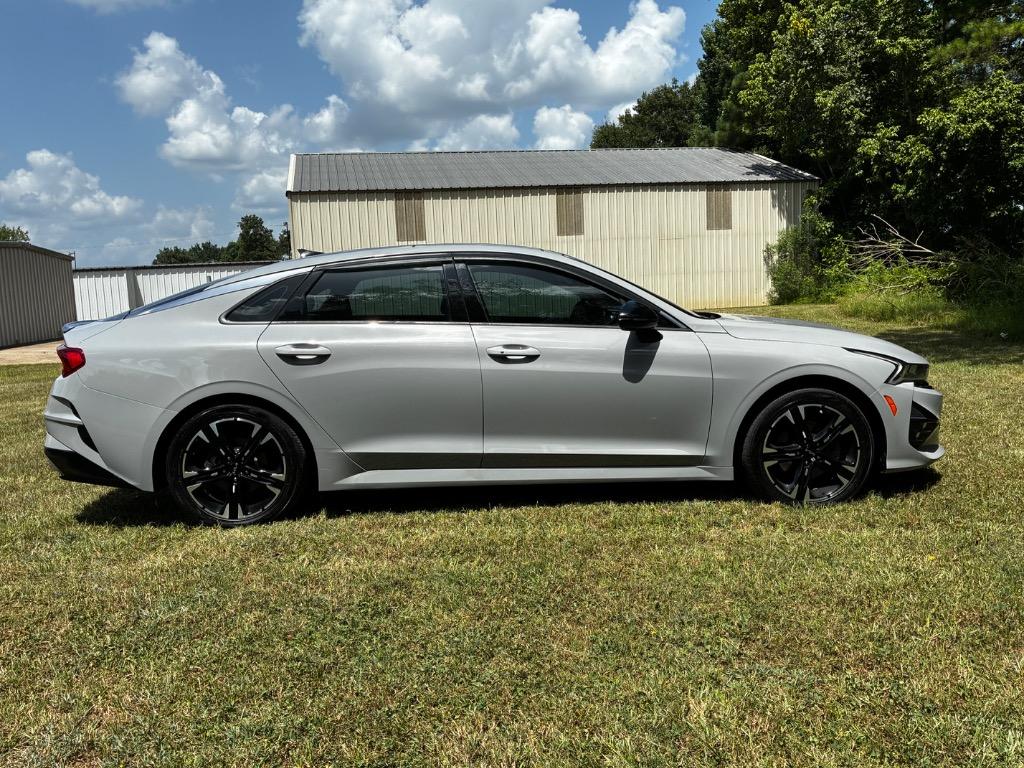 2022 Kia K5 - $20,700