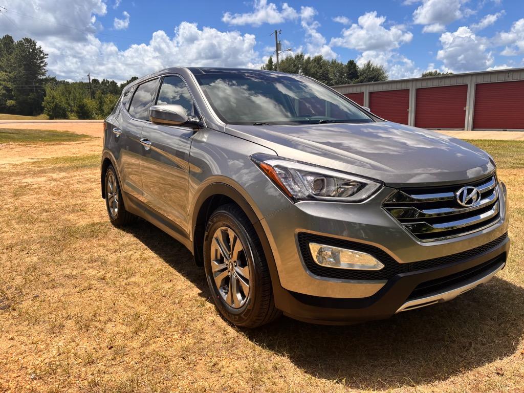 2014 Hyundai Santa Fe Sport - $10,900