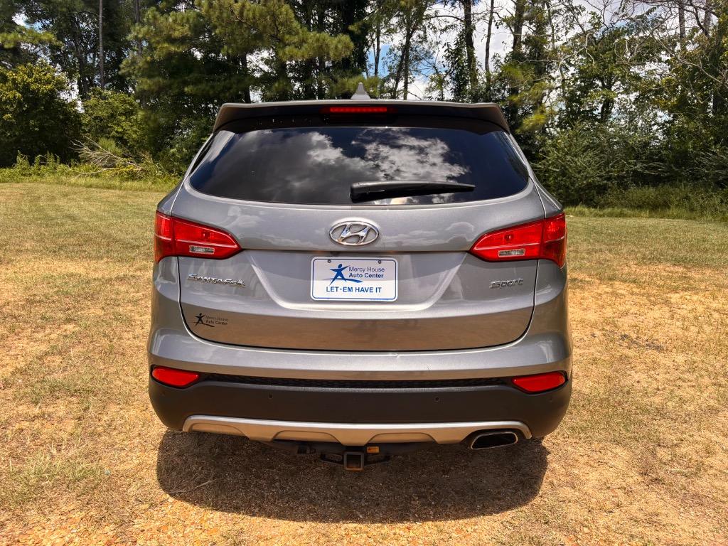 2014 Hyundai Santa Fe Sport - $10,900