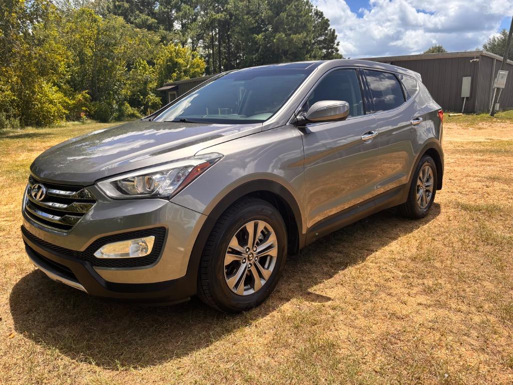 2014 Hyundai Santa Fe Sport - $10,900