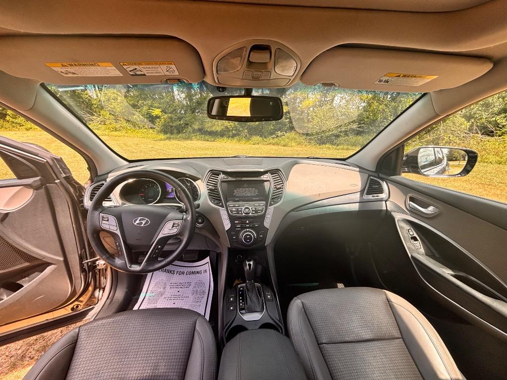 2014 Hyundai Santa Fe Sport - $10,900