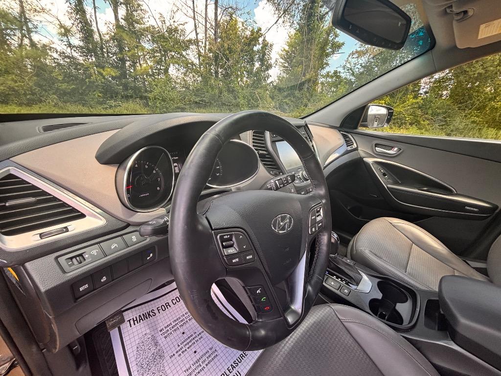 2014 Hyundai Santa Fe Sport - $10,900