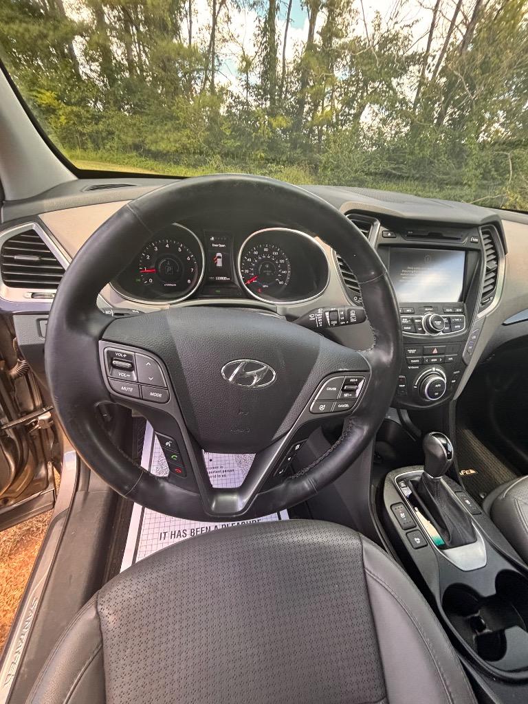 2014 Hyundai Santa Fe Sport - $10,900