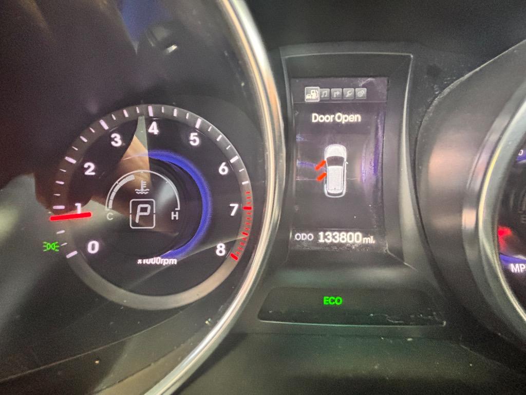 2014 Hyundai Santa Fe Sport - $10,900