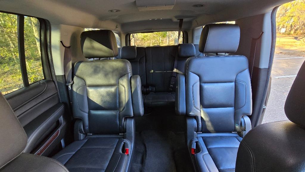 2017 GMC Yukon XL 1500 SLT photo