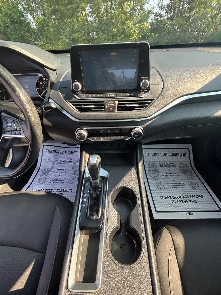 2020 Nissan Altima - $16,000