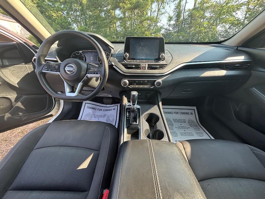 2020 Nissan Altima - $16,000