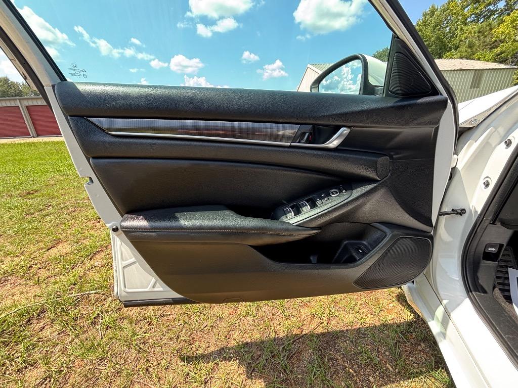 2019 Honda Accord - $23,100