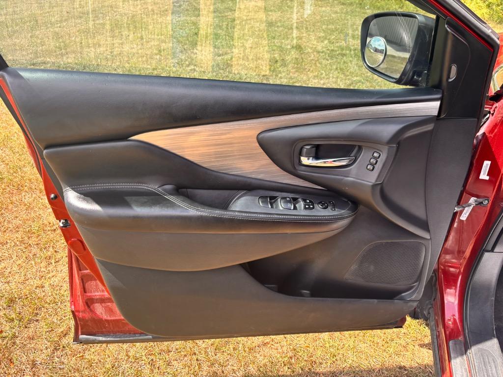 2018 Nissan Murano - $18,600
