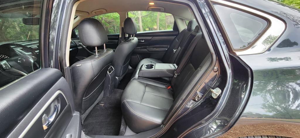 2017 Nissan Altima SL photo