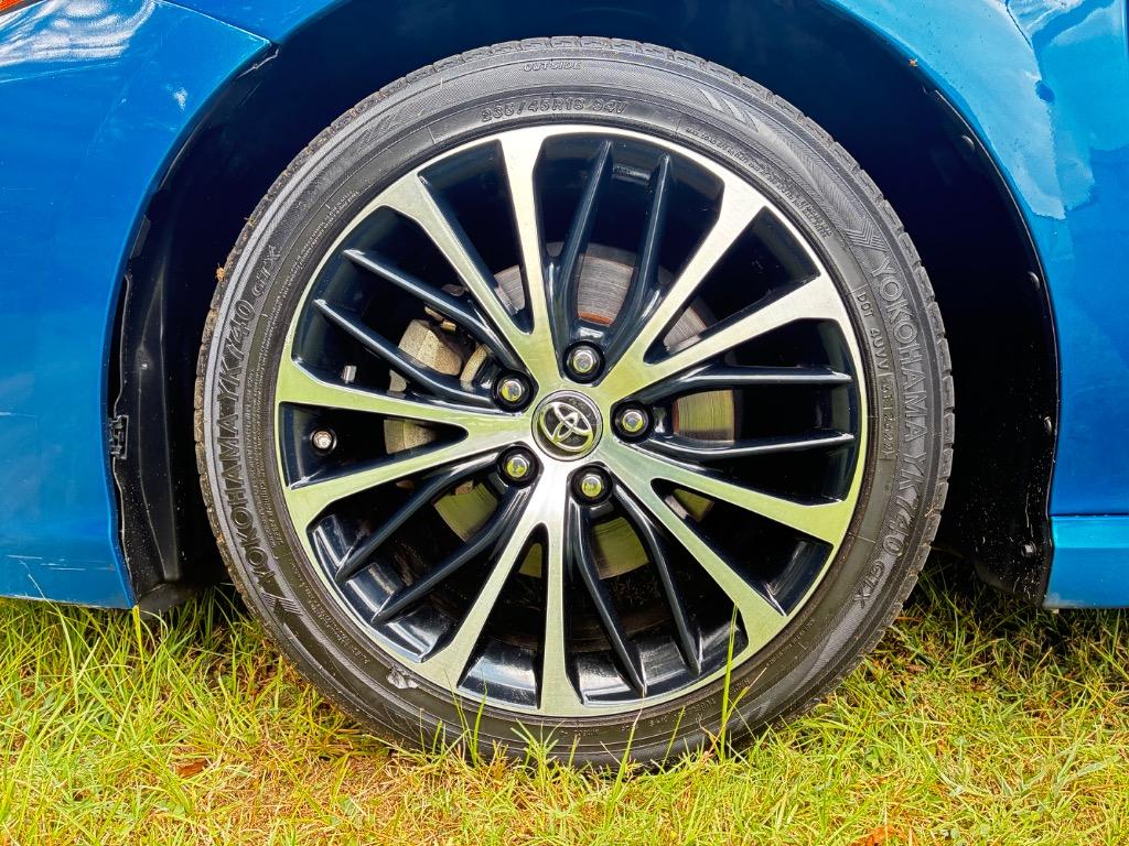2018 Toyota Camry - $18,000