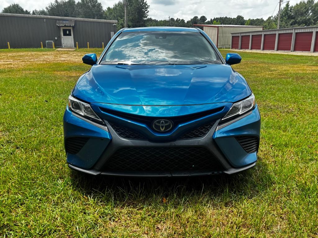 2018 Toyota Camry - $18,000