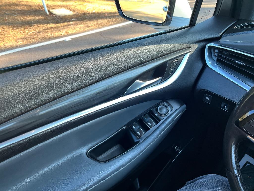 2023 Buick Enclave - $31,000