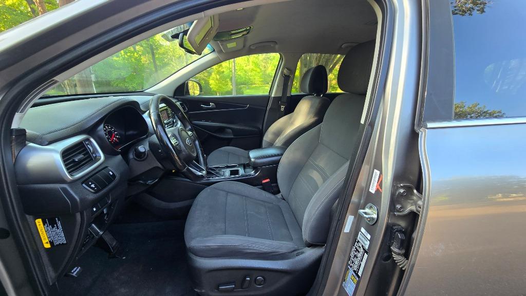 2016 Kia Sorento LX photo
