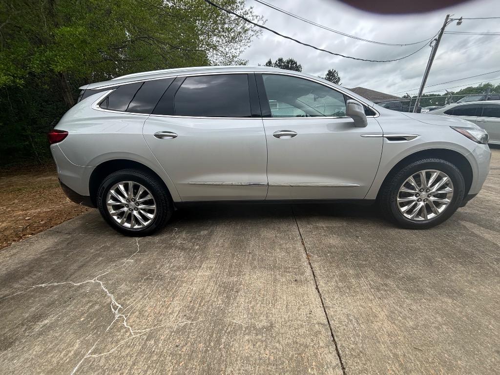 2018 Buick Enclave - $21,200
