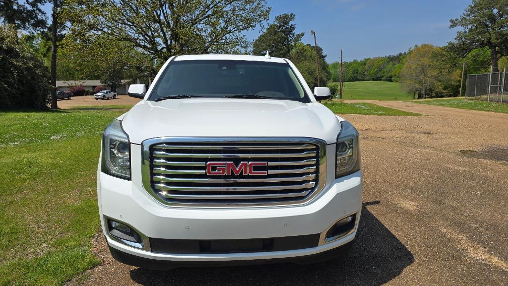 2017 GMC Yukon XL 1500 SLT photo
