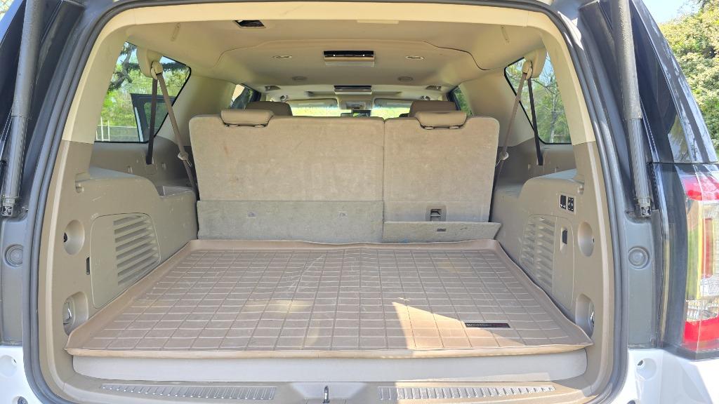 2017 GMC Yukon XL 1500 SLT photo