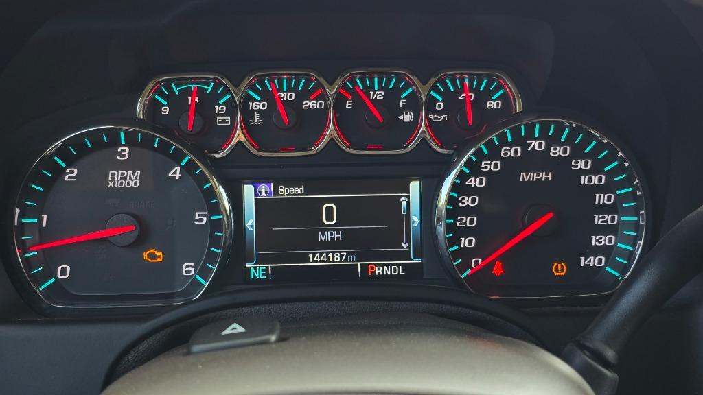 2017 GMC Yukon XL 1500 SLT photo