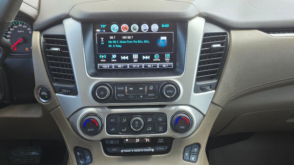 2017 GMC Yukon XL 1500 SLT photo