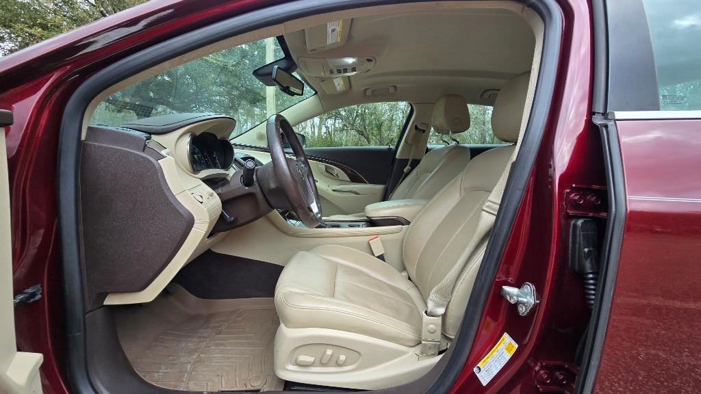 2015 Buick LaCrosse Premium photo