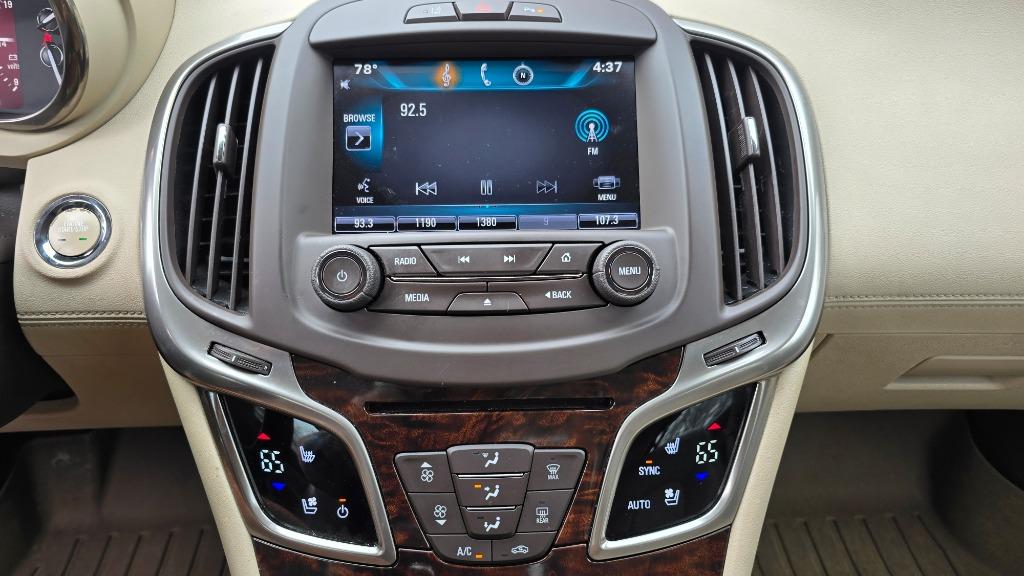 2015 Buick LaCrosse Premium photo