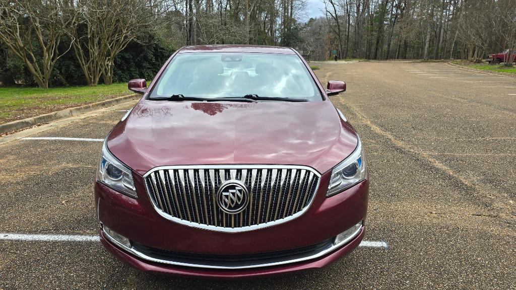 2015 Buick LaCrosse Premium photo