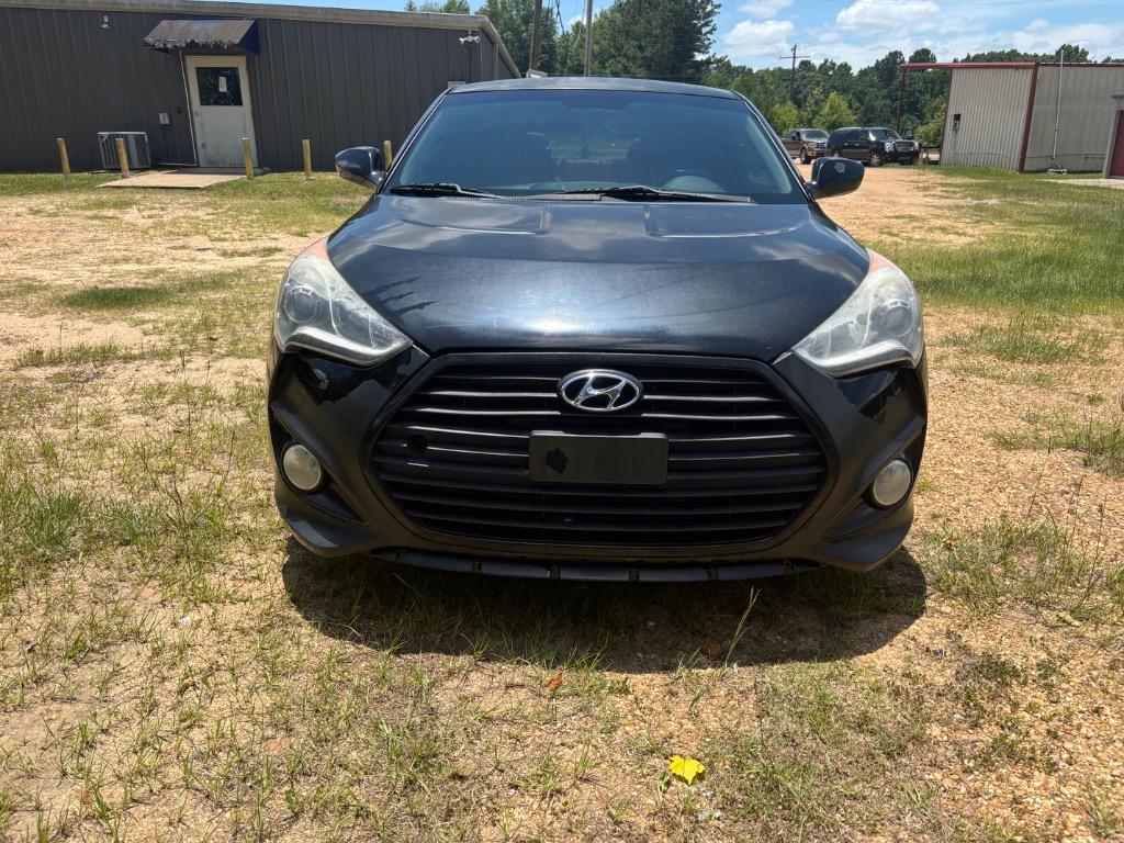 2015 Hyundai Veloster - $10,700