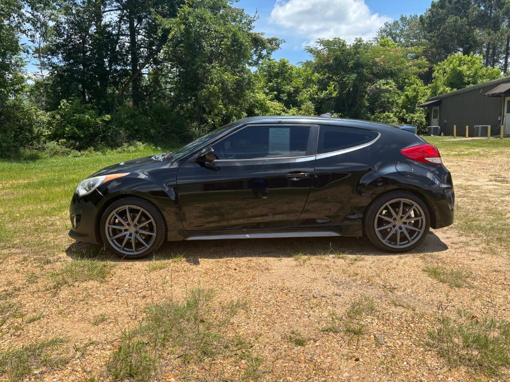 2015 Hyundai Veloster - $10,700