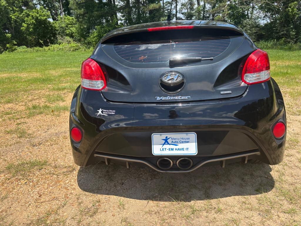 2015 Hyundai Veloster - $10,700