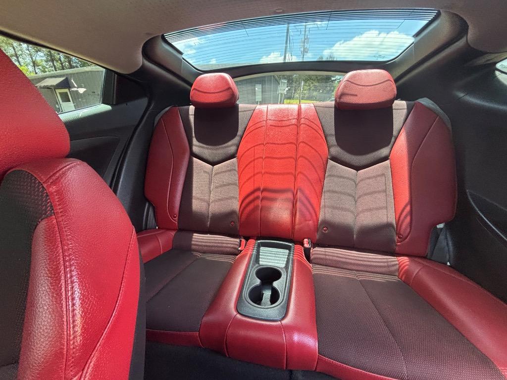 2015 Hyundai Veloster - $10,700