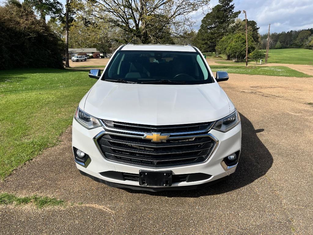 2021 Chevrolet Traverse - $26,900