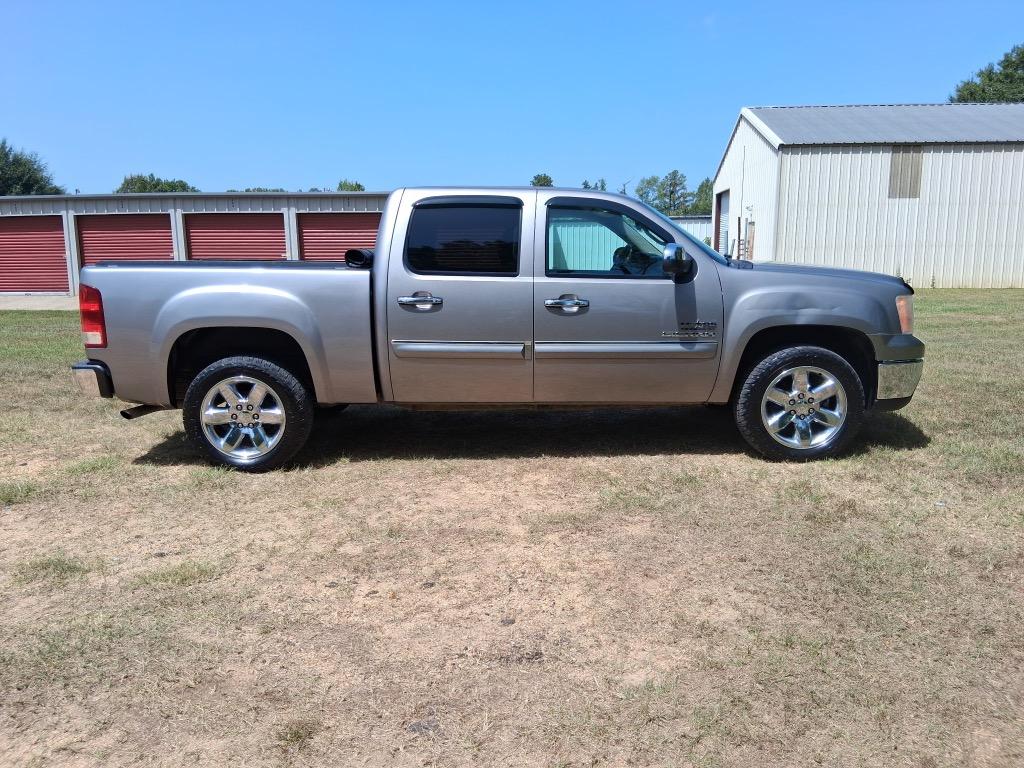2012 GMC Sierra - $12,900