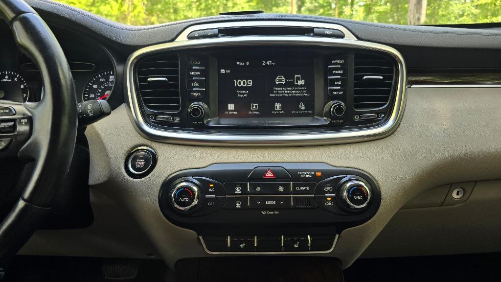 2017 Kia Sorento EX photo