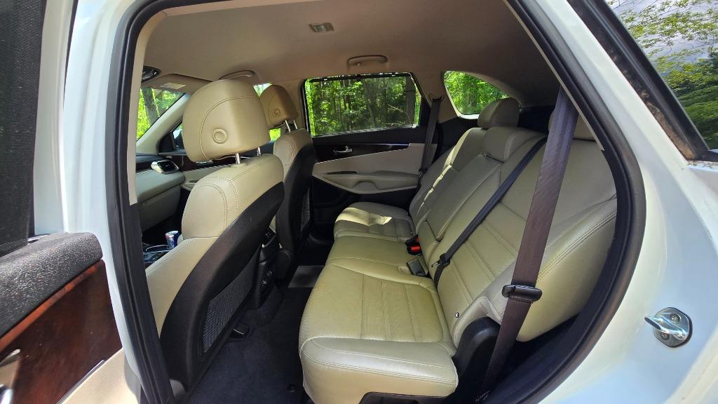2017 Kia Sorento EX photo