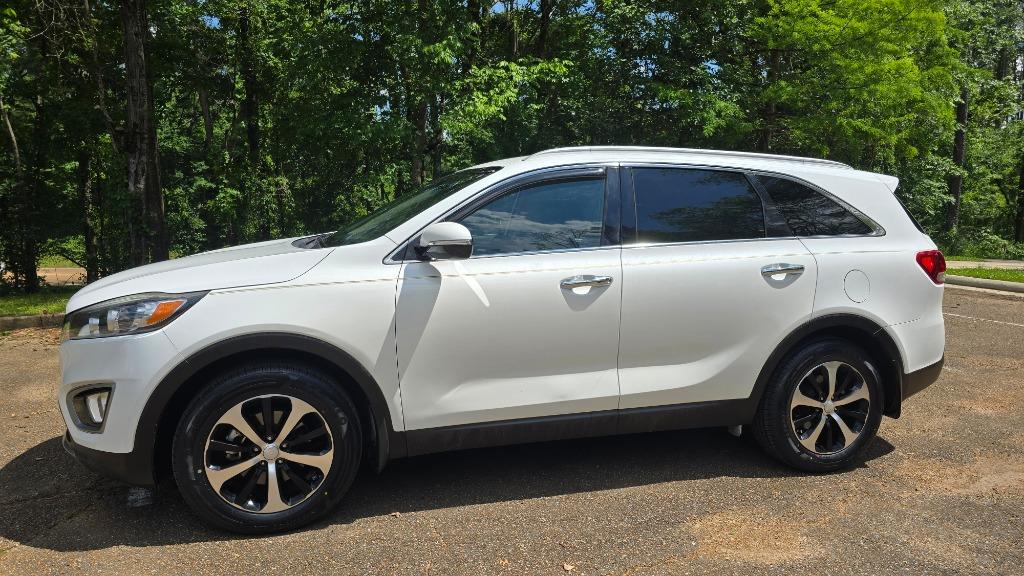 2017 Kia Sorento EX photo