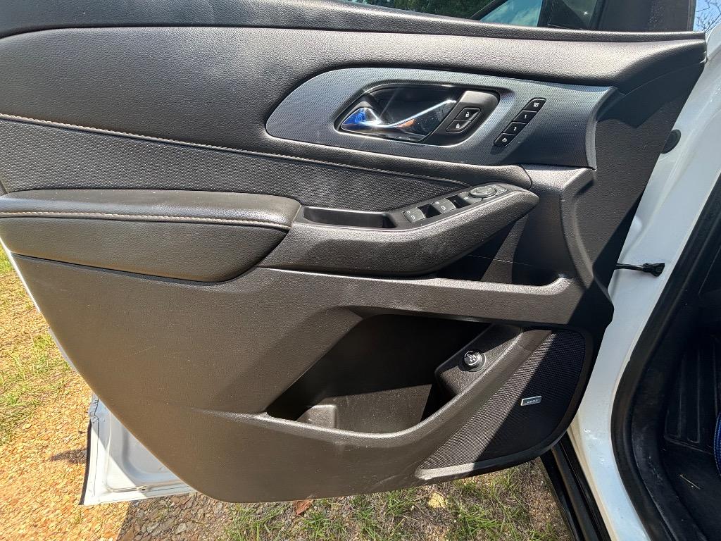 2019 Chevrolet Traverse - $24,400