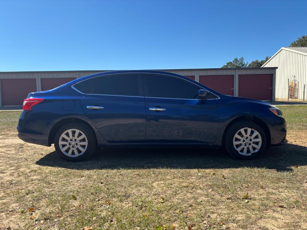 2019 Nissan Sentra - $9,120