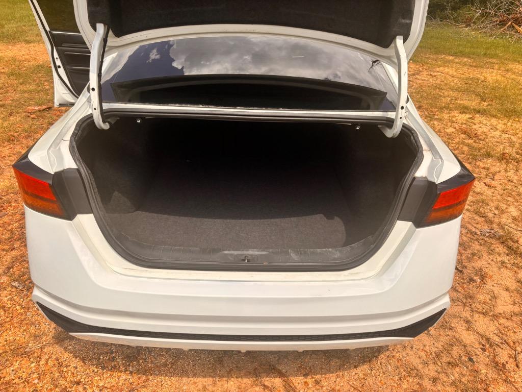 2022 Nissan Altima - $16,900