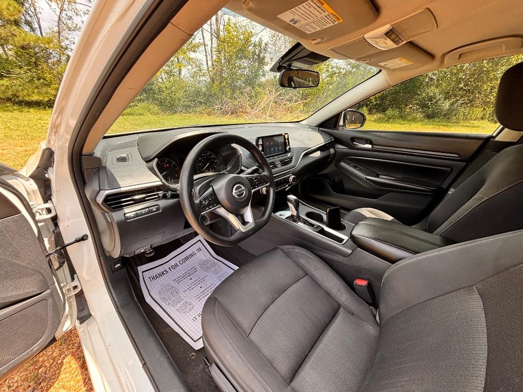 2022 Nissan Altima - $16,900