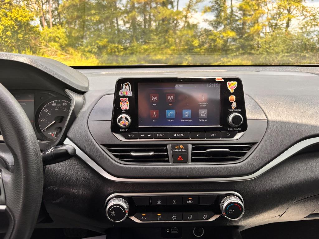 2022 Nissan Altima - $16,900