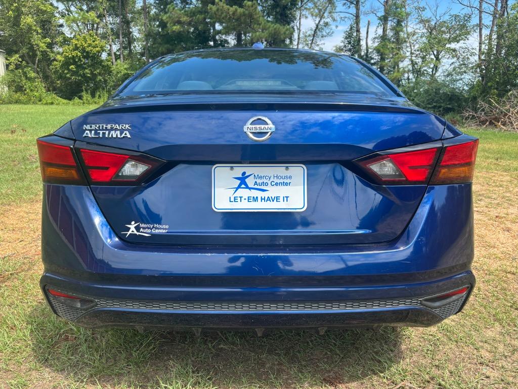 2020 Nissan Altima - $16,100