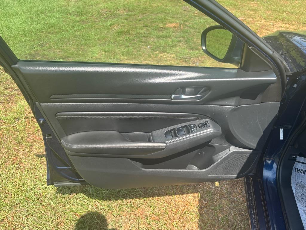 2020 Nissan Altima - $16,100