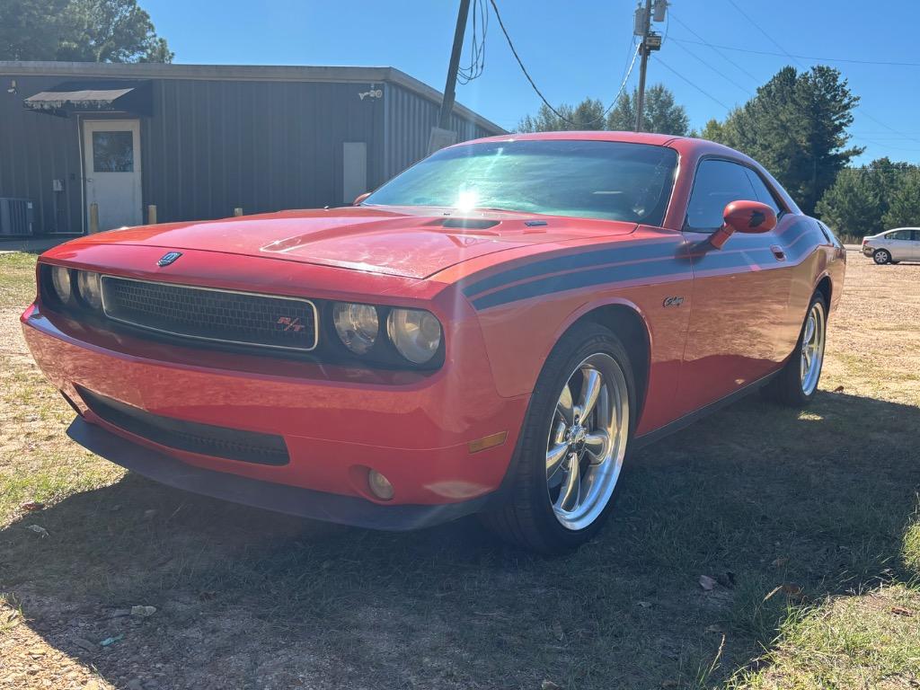 2010 Dodge Challenger - $16,400