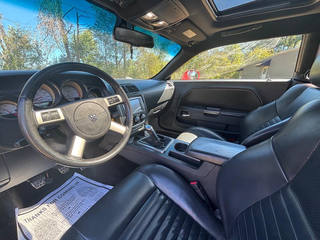 2010 Dodge Challenger - $16,400