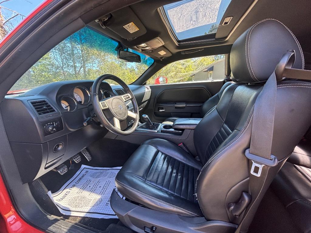 2010 Dodge Challenger - $16,400
