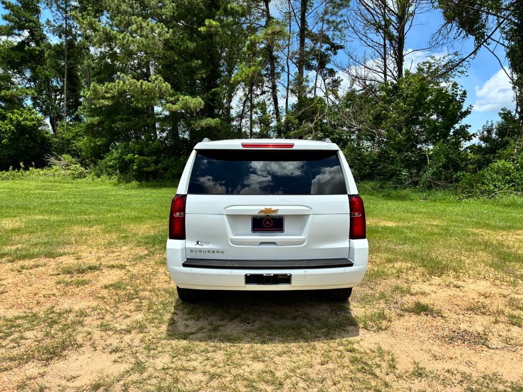 2017 Chevrolet Suburban - $20,600