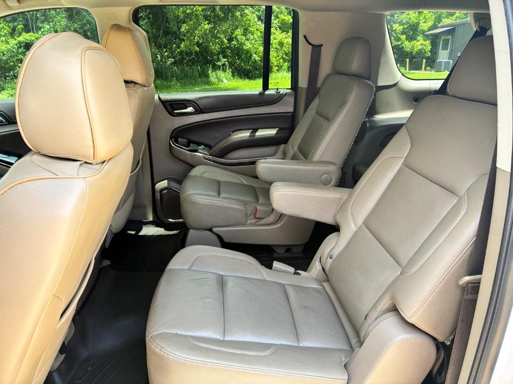 2017 Chevrolet Suburban - $20,600
